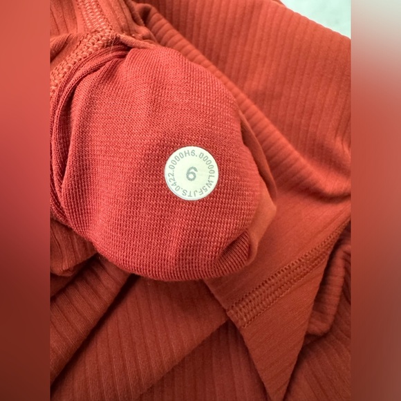 Lululemon Align Ribbed High-Rise Pant 25"
Cayenne red orange fall autumn - Picture 10 of 12